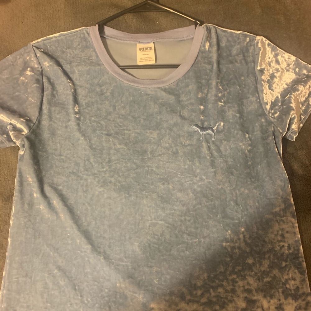 Victoria secret pink shirt